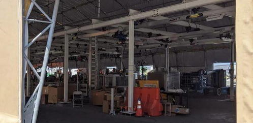 馬斯克喜提造車神器 不足20萬的特斯拉即將問世，采用創(chuàng)新紡織品遮篷設(shè)計